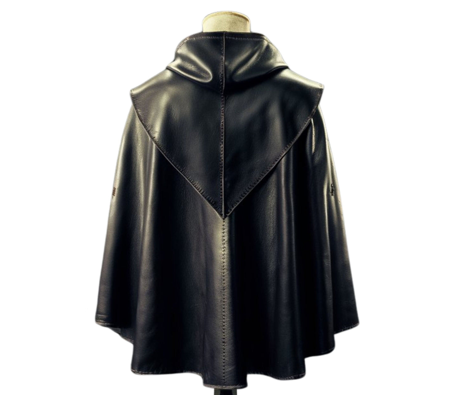 The Wanderer of the Wilds – Handmade Black Leather Medieval Hooded Cloak, Assassin & Ranger Costume, Rogue Outfit, LARP, Fantasy Cosplay